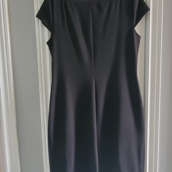 Evening dress - Picture 3 of 4